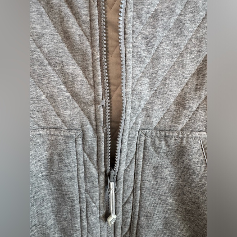 Ivivva hooded zippered jacket, Girls size 12 - Picture 9 of 12